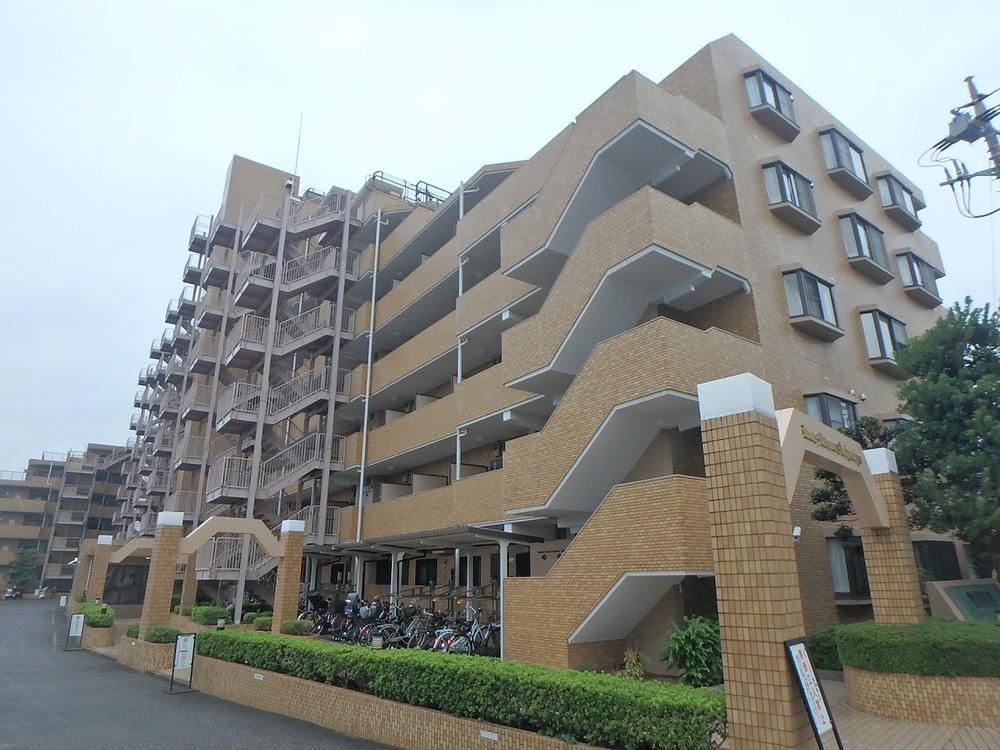 2LDK apartment in Yachiyo, Chiba - Photo 1