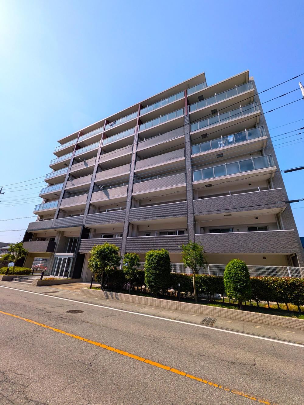 3LDK apartment in Ota, Gunma - Photo 1