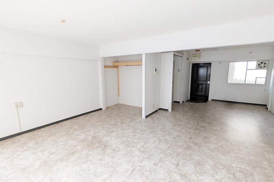 studio apartment in Chuo Ward, Osaka - Photo 1