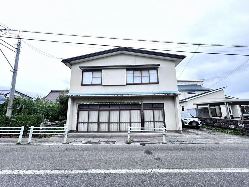 7DK house in Murayama, Yamagata - Photo 1
