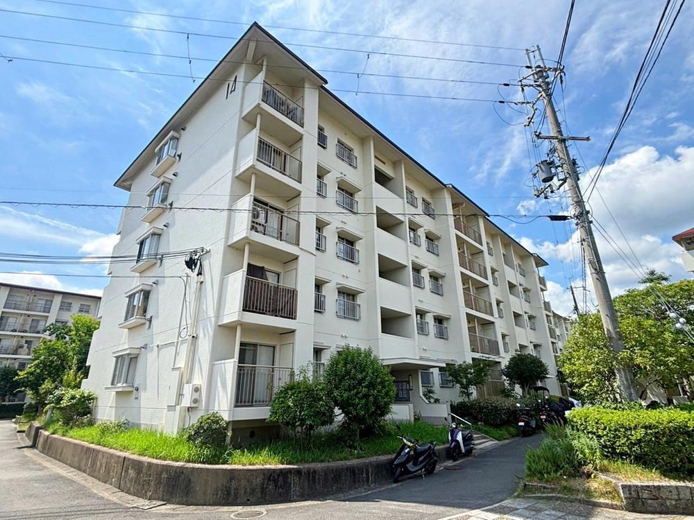 3LDK apartment in Nishikyo Ward, Kyoto - Photo 1