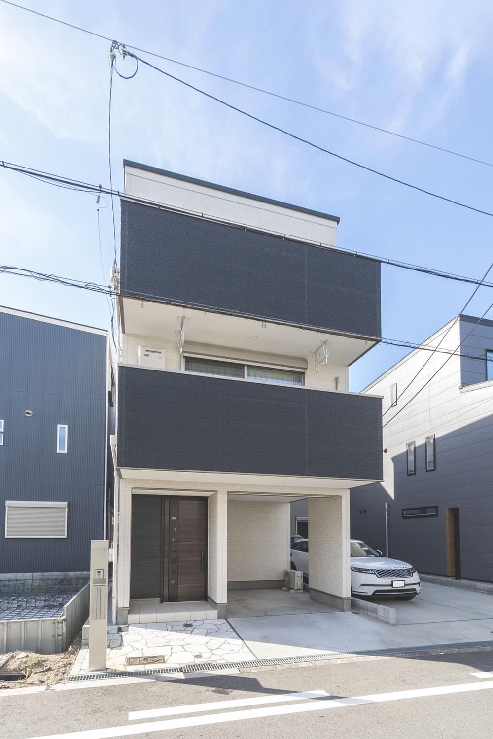 2LDK+2S house in Konohana Ward, Osaka - Photo 1