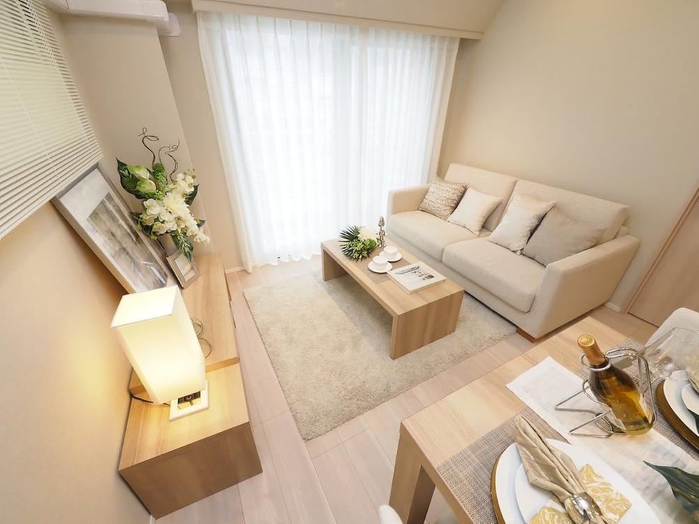 2LDK apartment in Meguro Ward, Tokyo - Photo 1