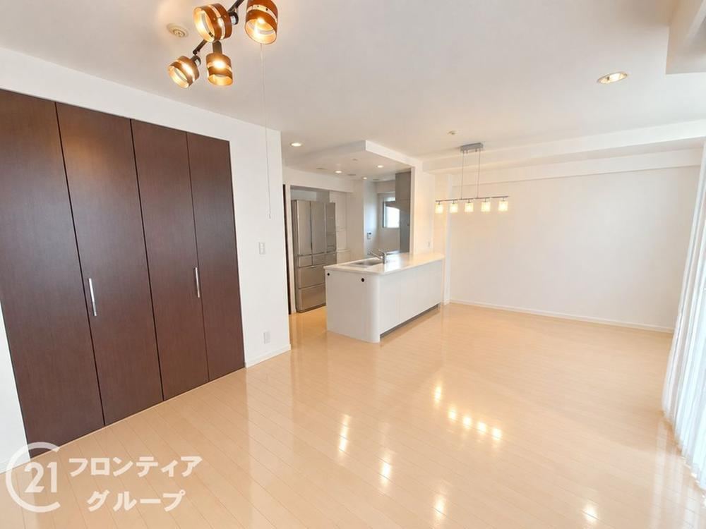 2LDK apartment in Nada Ward, Kobe, Hyogo - Photo 1