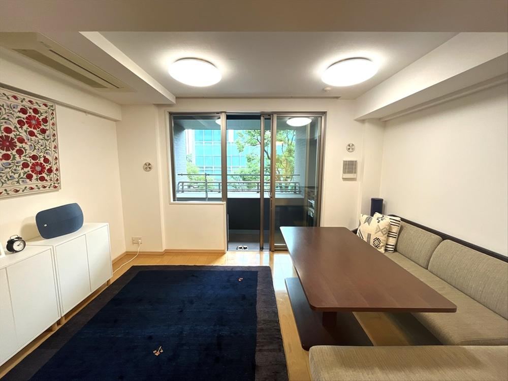 1LDK apartment in Shinagawa Ward, Tokyo - Photo 1