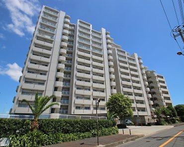 2LDK apartment in Yokosuka, Kanagawa - Photo 1