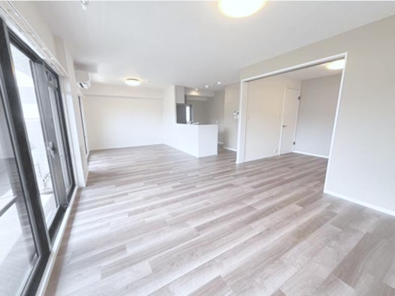 3LDK apartment in Nishi Ward, Osaka - Photo 1
