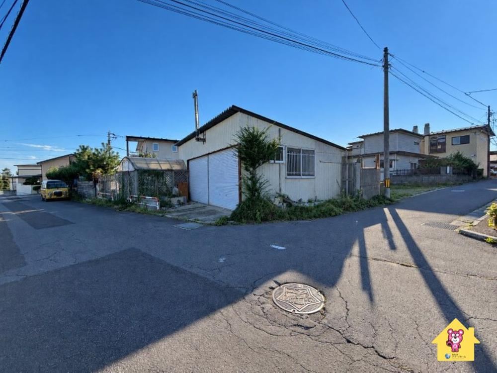 205 m² land in Hakodate, Hokkaido - Photo 1