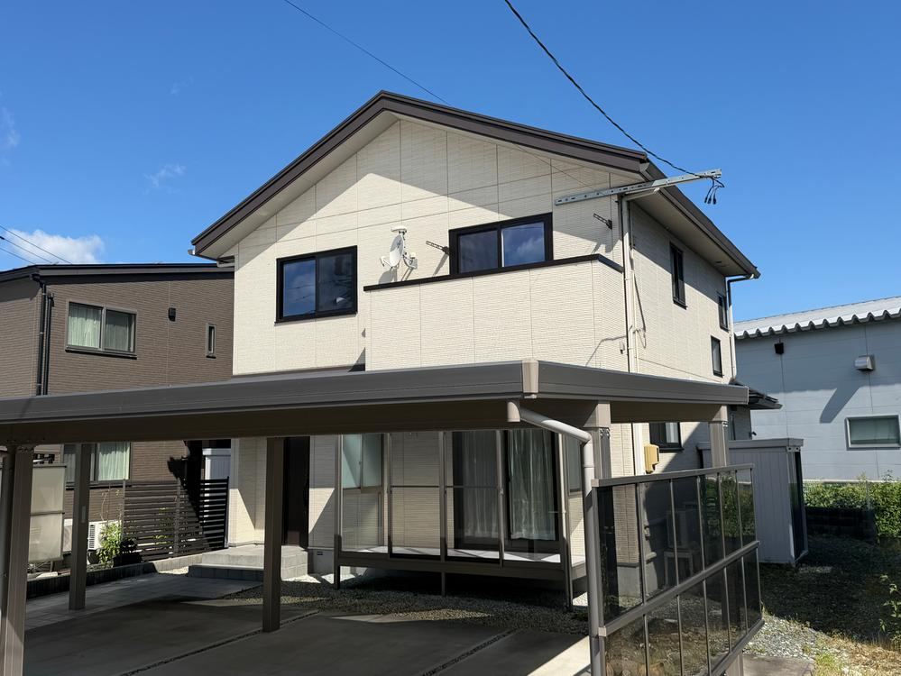 4LDK+S house in Higashine, Yamagata - Photo 1