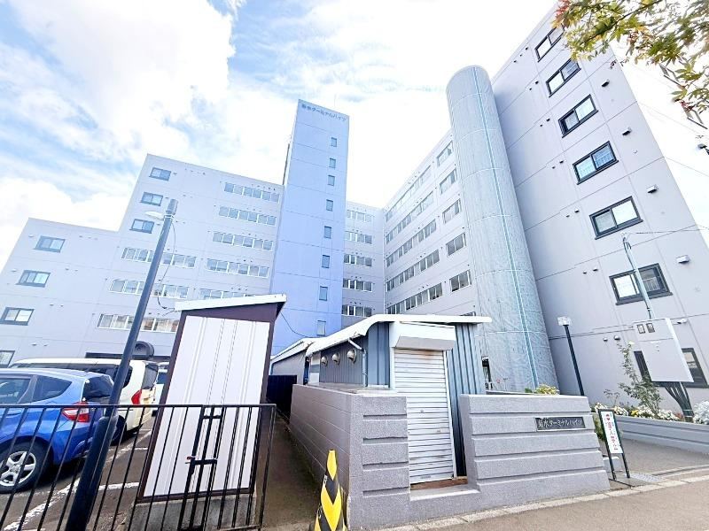 3LDK apartment in Shiroishi Ward, Sapporo, Hokkaido - Photo 1