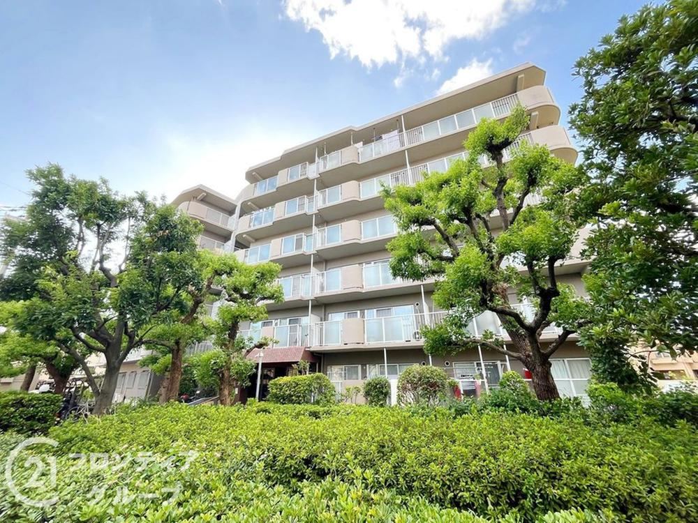 4LDK apartment in Nishinomiya, Hyogo - Photo 1