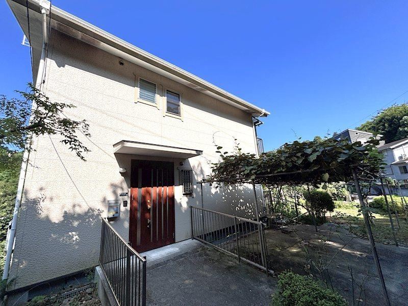 2LDK house in Atami, Shizuoka - Photo 1