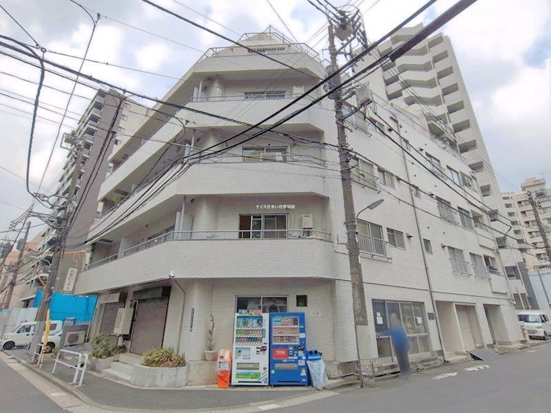 1LDK+S apartment in Shinagawa Ward, Tokyo - Photo 1