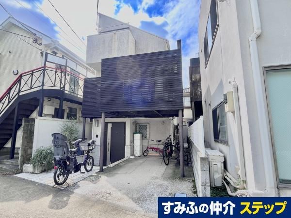 2LDK+S house in Meguro Ward, Tokyo - Photo 1