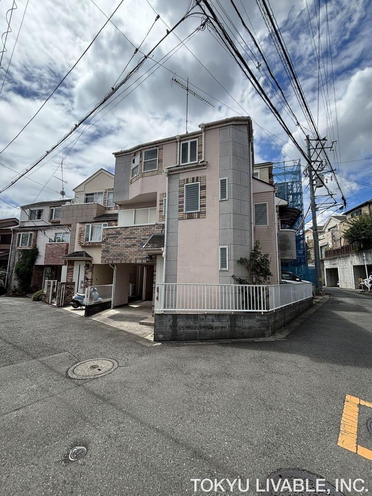 3LDK house in Midori Ward, Yokohama, Kanagawa - Photo 1