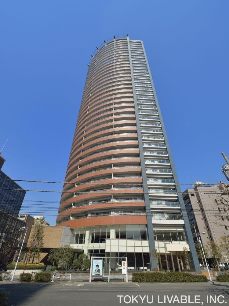 2LDK+S apartment in Taito Ward, Tokyo - Photo 1