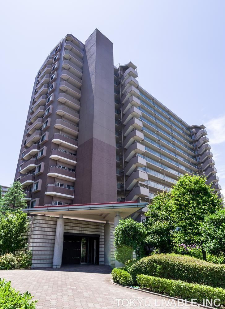 3LDK apartment in Funabashi, Chiba - Photo 1