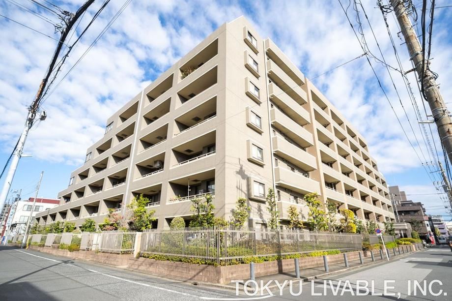 3LDK apartment in Edogawa Ward, Tokyo - Photo 1