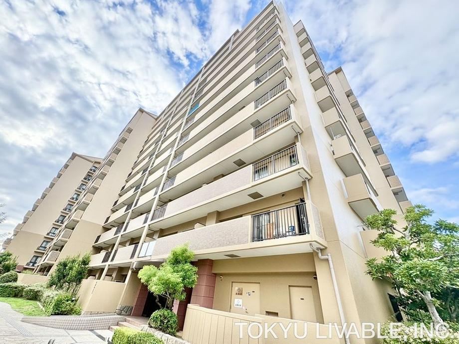 3LDK apartment in Daito, Osaka - Photo 1