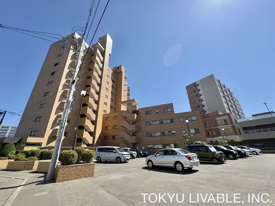 studio apartment in Shiroishi Ward, Sapporo, Hokkaido - Photo 1
