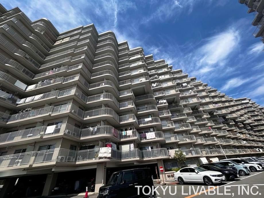 1LDK+S apartment in Higashiyodogawa Ward, Osaka - Photo 1