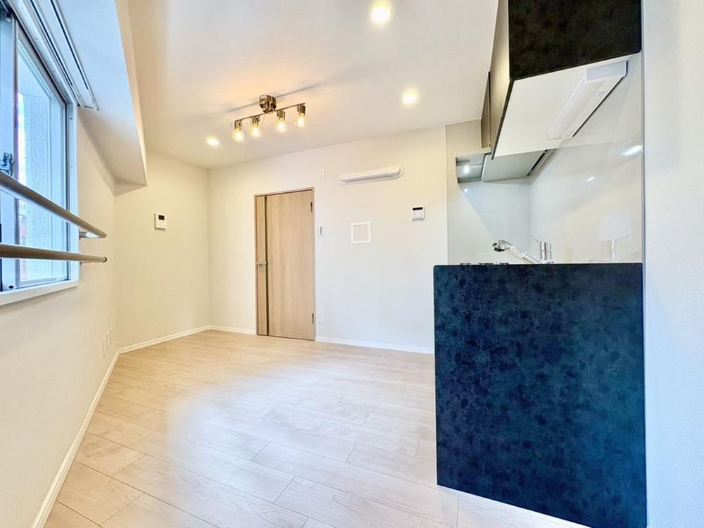 1K apartment in Minato Ward, Tokyo - Photo 1