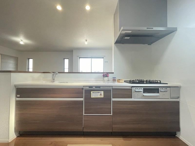 4LDK+S house in Chikushino, Fukuoka - Photo 1