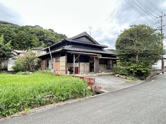 5DK house in Kama