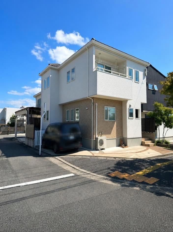 5LDK house in Asakita Ward, Hiroshima - Photo 1