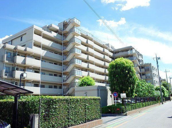 4LDK apartment in Tokorozawa, Saitama - Photo 1