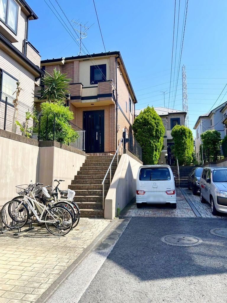 4LDK house in Tsurumi Ward, Yokohama, Kanagawa - Photo 1