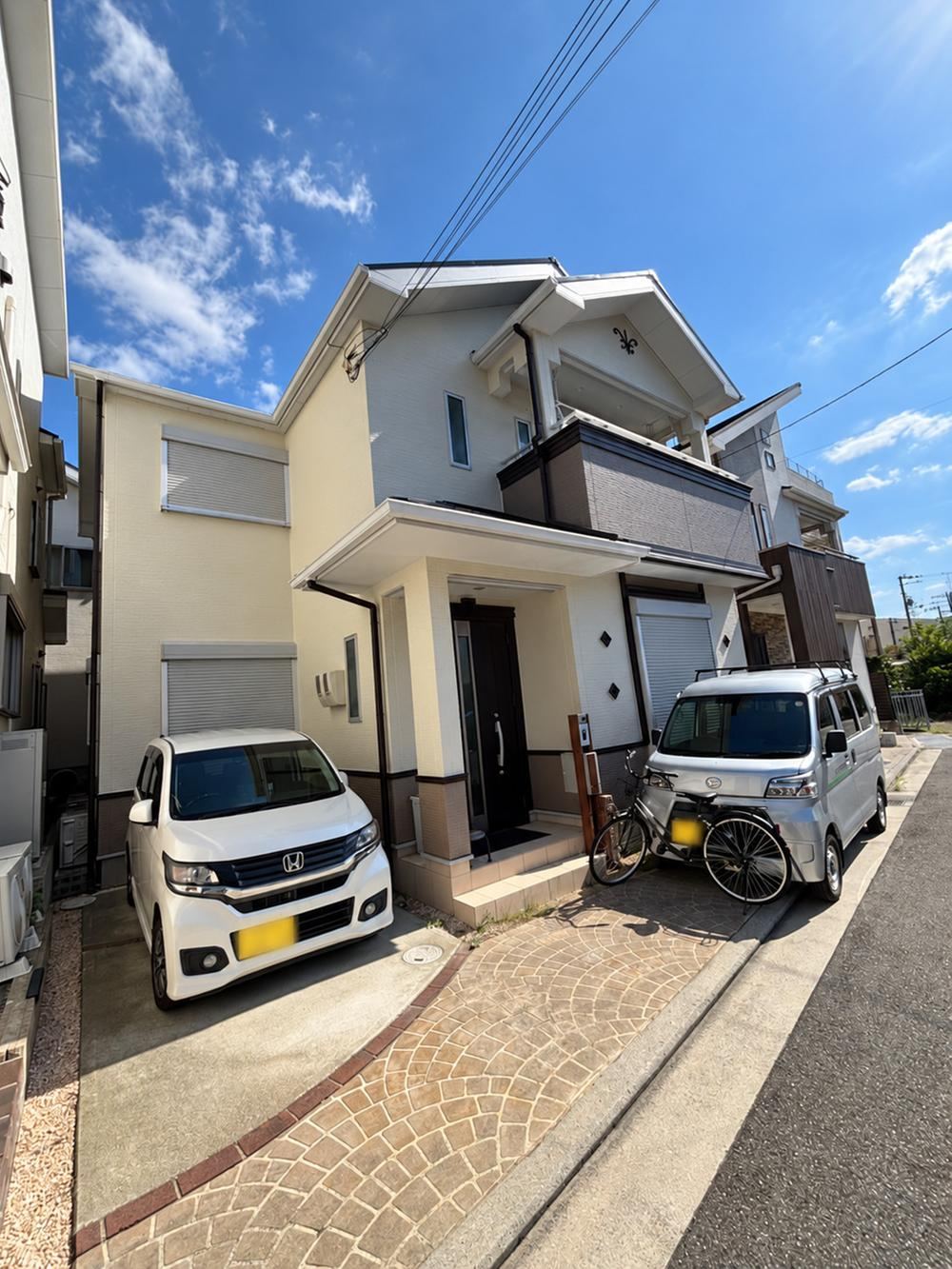 4LDK house in Takaishi, Osaka - Photo 1
