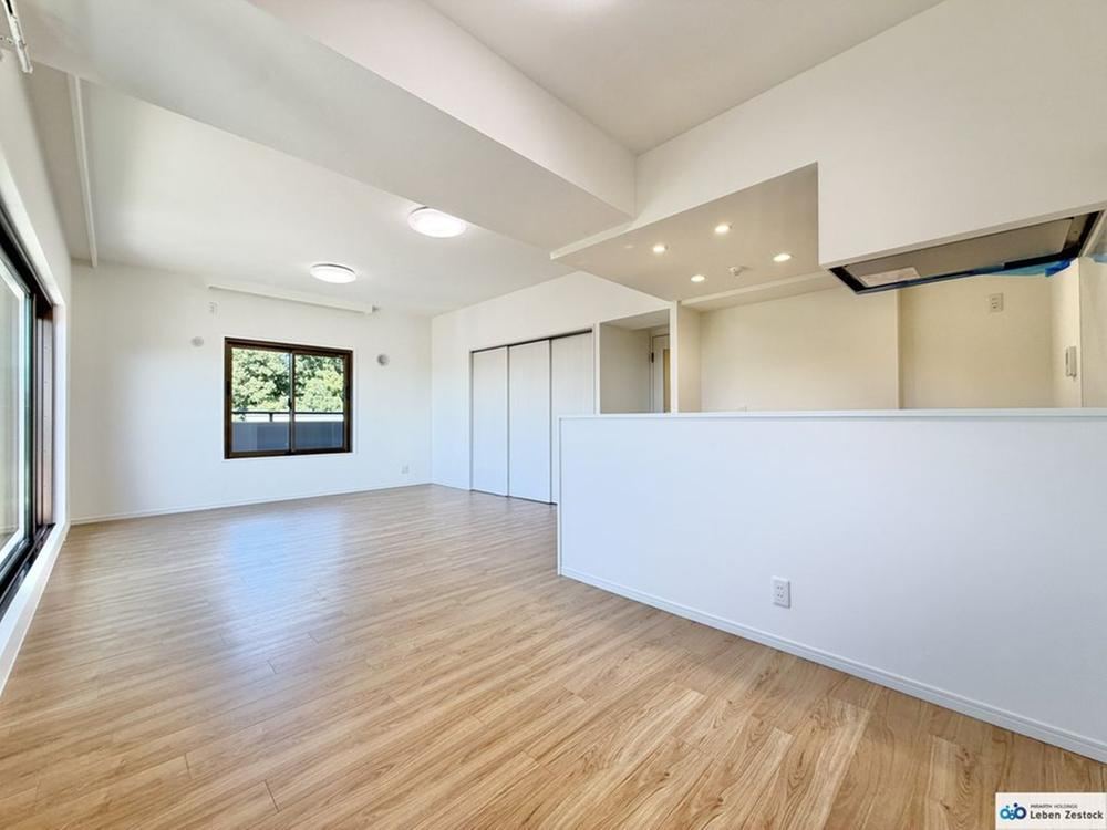 2LDK+S apartment in Zama, Kanagawa - Photo 1