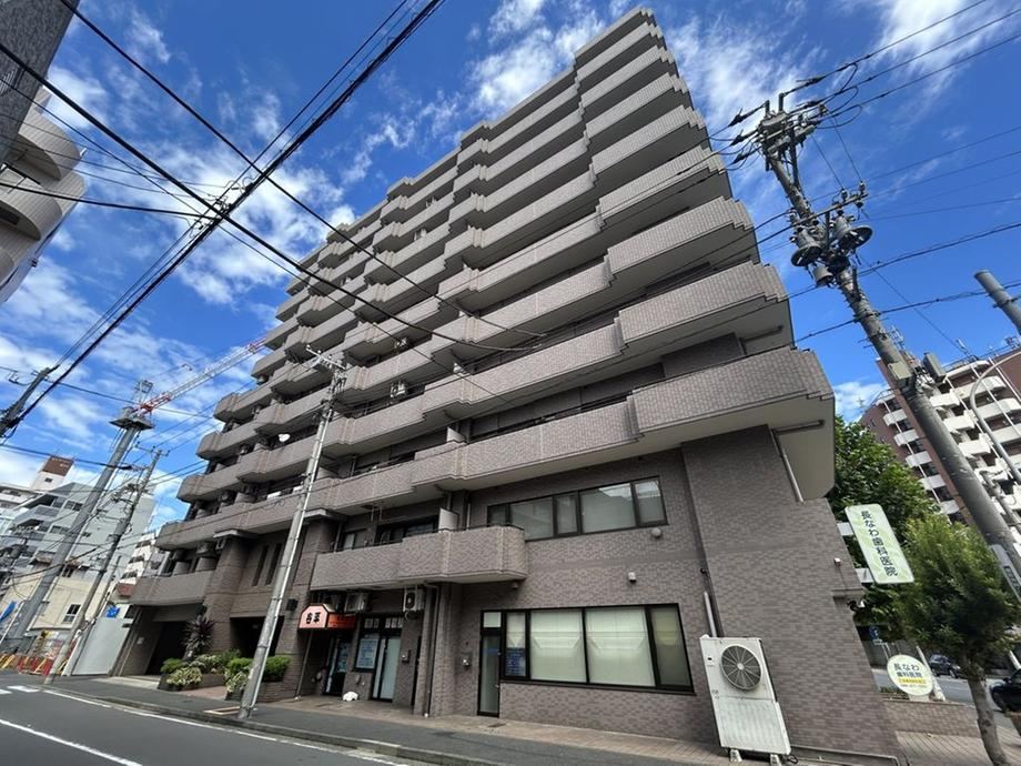 2LDK apartment in Nishi Ward, Yokohama, Kanagawa - Photo 1