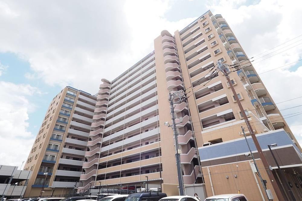 4LDK apartment in Tsurugashima, Saitama - Photo 1