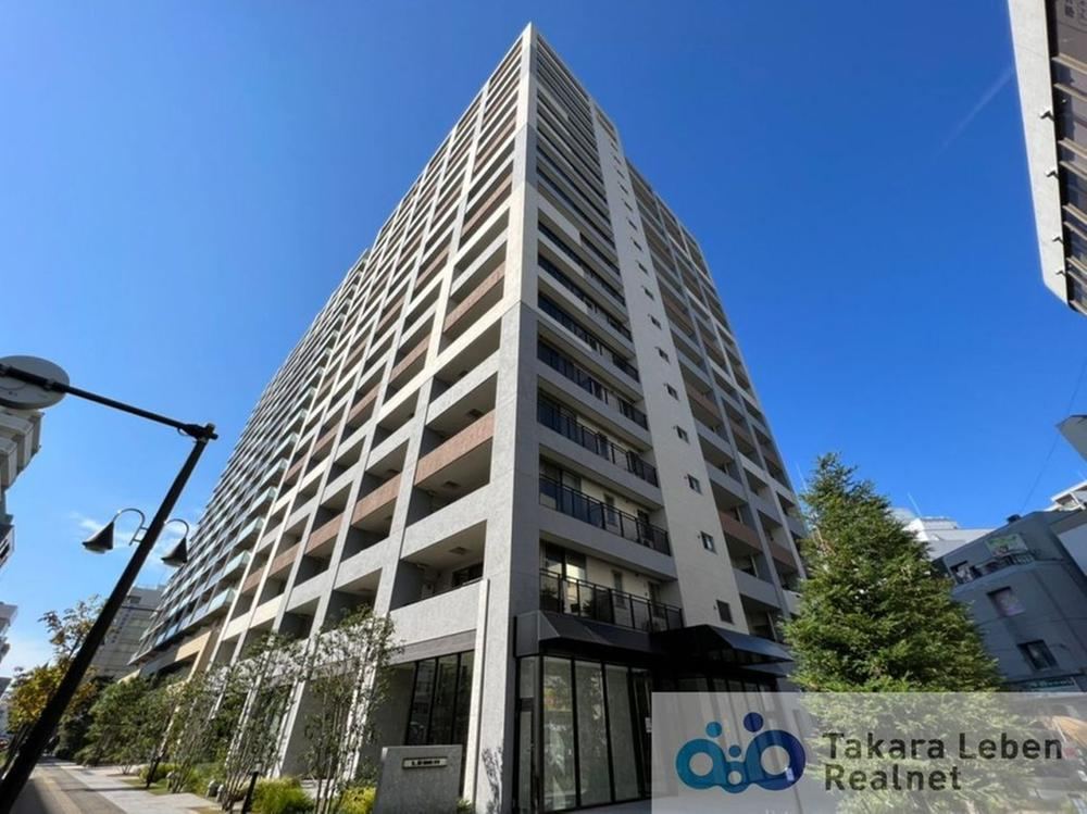 2LDK apartment in Atsugi, Kanagawa - Photo 1
