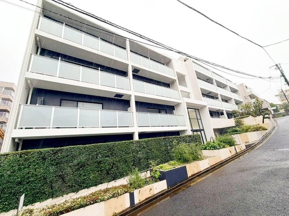 1LDK apartment in Bunkyo Ward, Tokyo - Photo 1