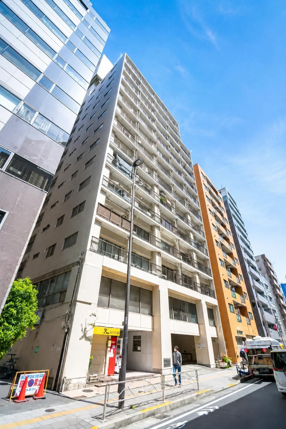 2DK apartment in Toshima Ward, Tokyo - Photo 1