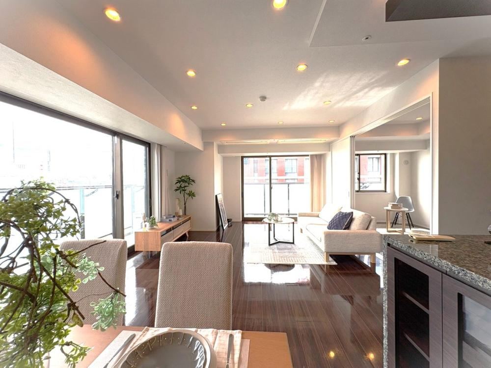 2LDK apartment in Nishi Ward, Yokohama, Kanagawa - Photo 1