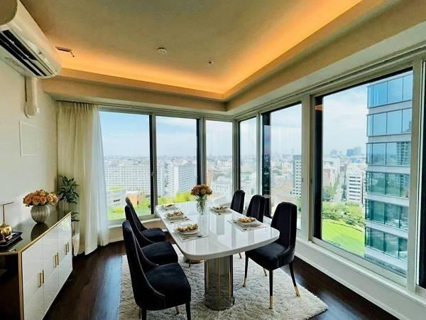 2LDK apartment in Shinjuku Ward, Tokyo - Photo 1