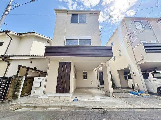 4LDK house in Itabashi Ward, Tokyo - Photo 1