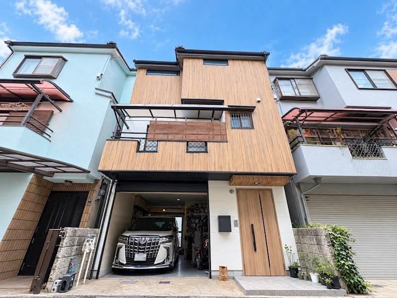 2LDK house in Amagasaki, Hyogo - Photo 1