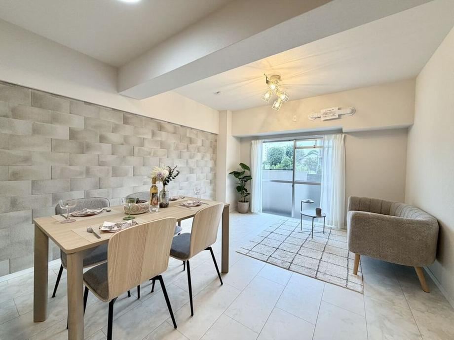 2LDK+S apartment in Matsudo, Chiba - Photo 1