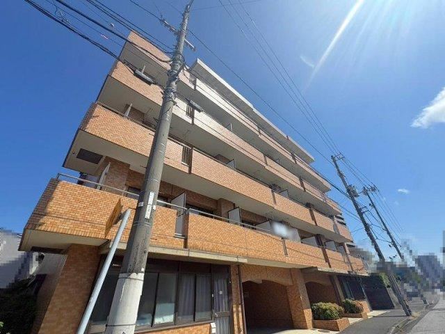 3LDK apartment in Kochi, Kochi - Photo 1