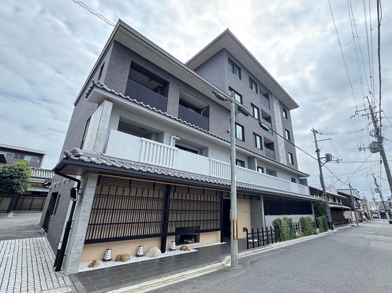 2LDK apartment in Kamigyo Ward, Kyoto - Photo 1