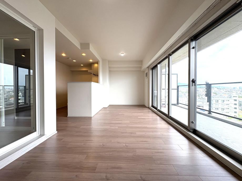 3LDK apartment in Suma Ward, Kobe, Hyogo - Photo 1