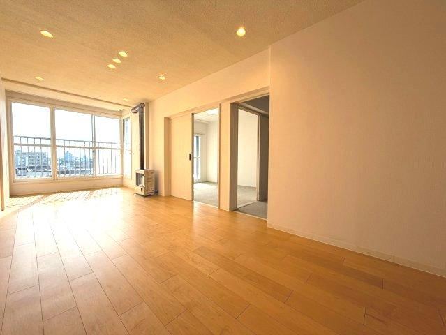 4LDK apartment in Toyohira Ward, Sapporo, Hokkaido - Photo 1