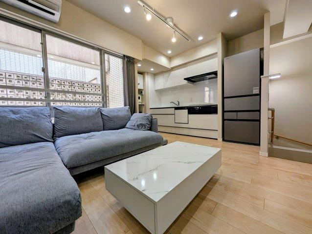 2LDK apartment in Setagaya Ward, Tokyo - Photo 1