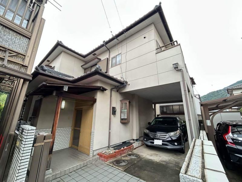 5LDK house in Sakaide, Kagawa - Photo 1