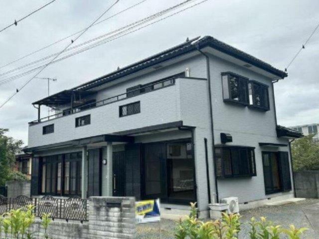 5LDK+S house in Honjo, Saitama - Photo 1